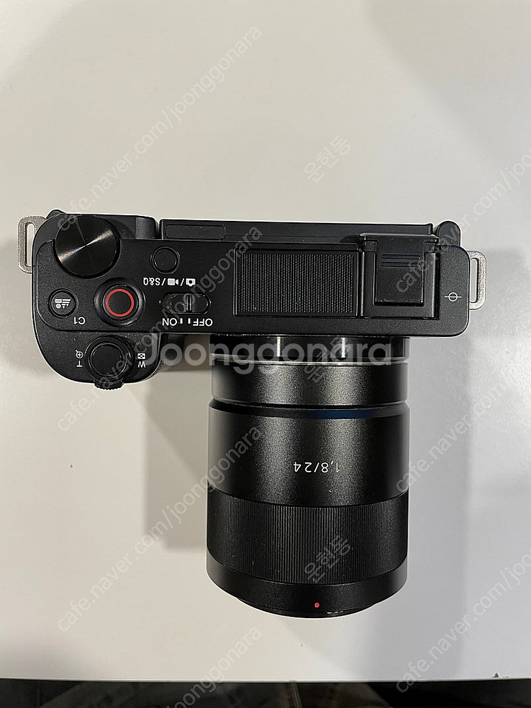 소니 ZV-E10 + 칼이사(SEL24F18Z)--5