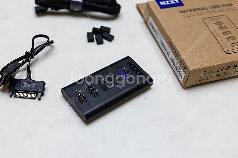 NZXT 인터널 USB 허브 GEN3 팔아봅니다. [1...--2