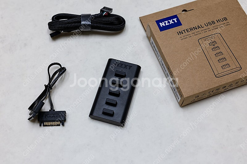 NZXT 인터널 USB 허브 GEN3 팔아봅니다. [1...--3