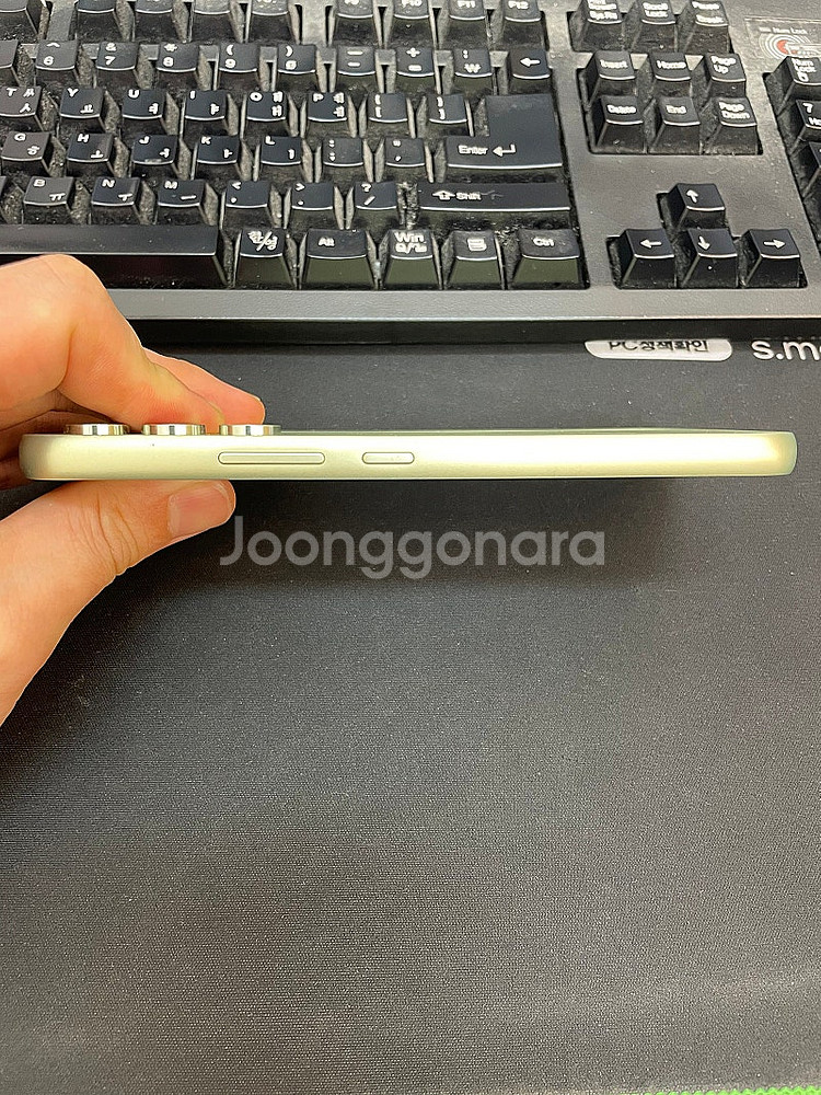 갤럭시퀀텀4 어썸라임 128GB 무잔상 상태좋은 중고1...--4