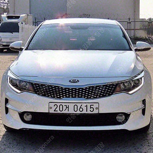 K5 중고차 시세 흰색 2016년식 2.0 LPI 프레스티지 중고차카페