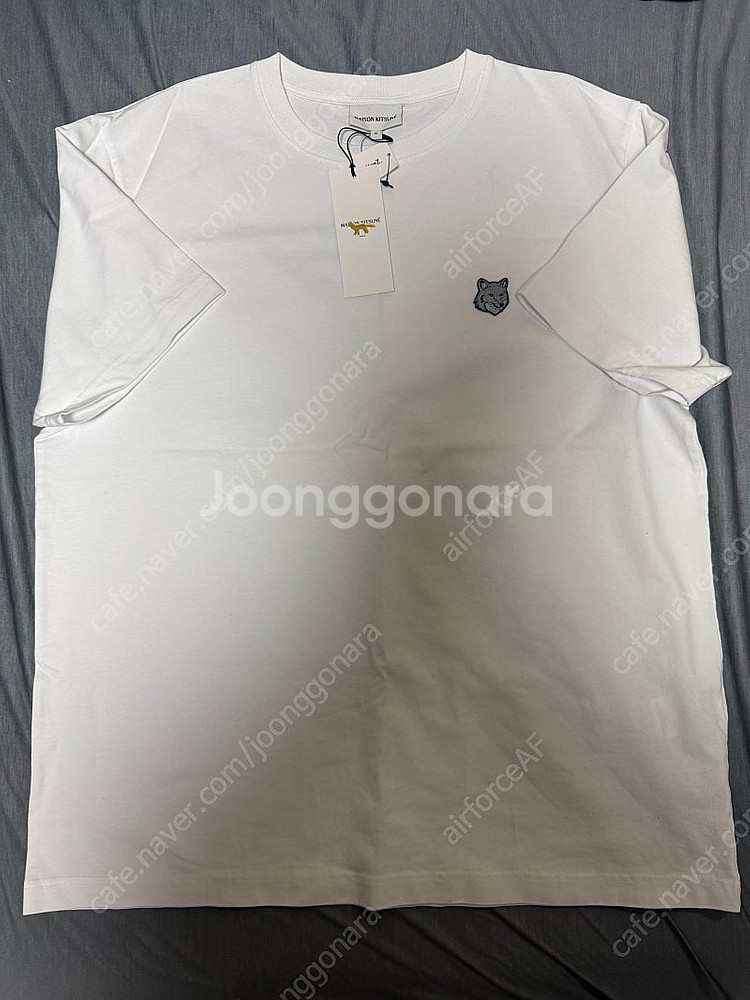 메종키츠네 반팔 XL 판매합니다--0