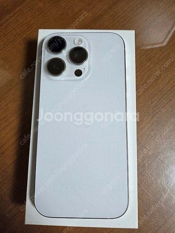아이폰 16 프로 256G 화이트--2