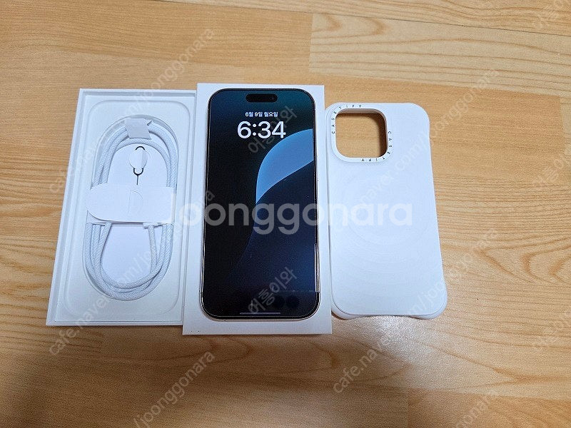 아이폰 16 프로 256G 화이트--6