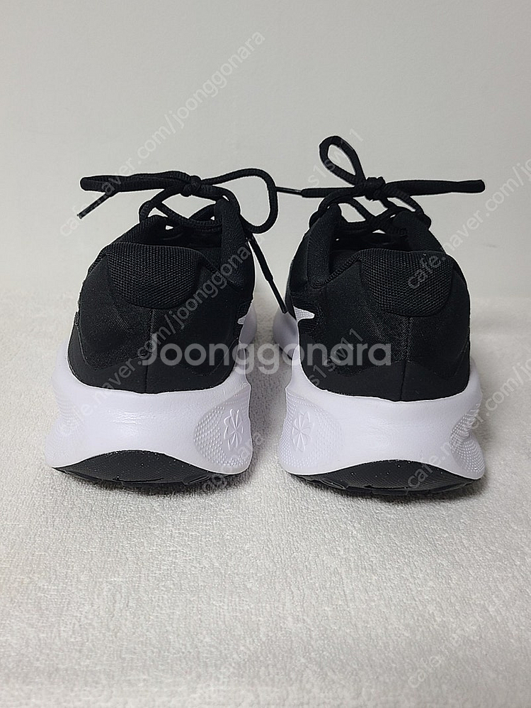 (거의새것)나이키 레볼루션 265 fb2207-001 ...--1