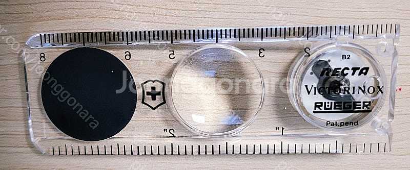 스위스 victorinox 멀티컴파스 거의 새것--0
