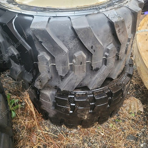 27x12.50-15 타이어 스키로더 타이어 흥아 TIRON 새것
