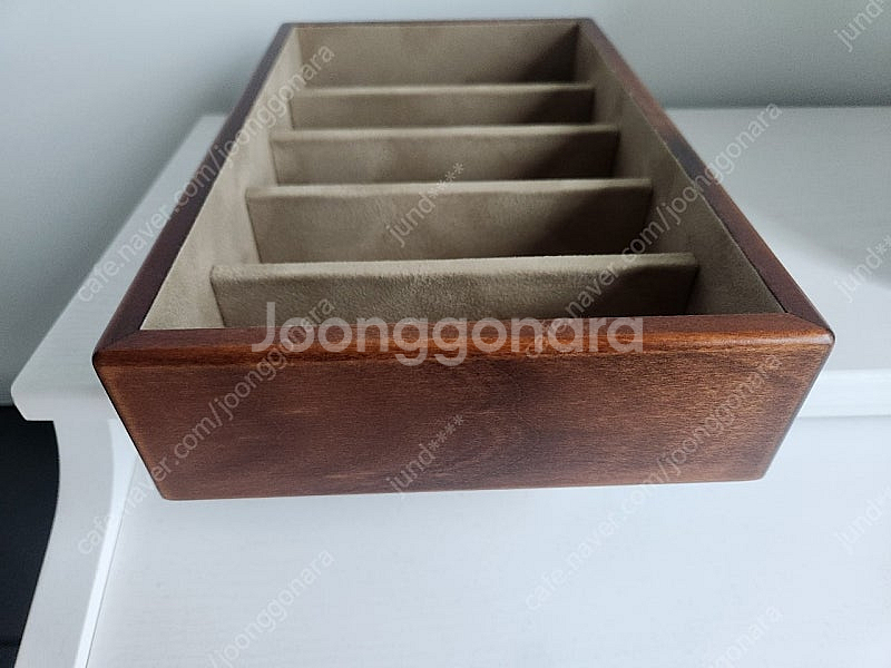 토요오카 5구 안경보관함 팝니다--2