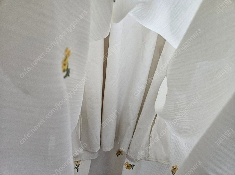 새상품급) 리리앤코 자수 롱 원피스 판매합니다 이미지