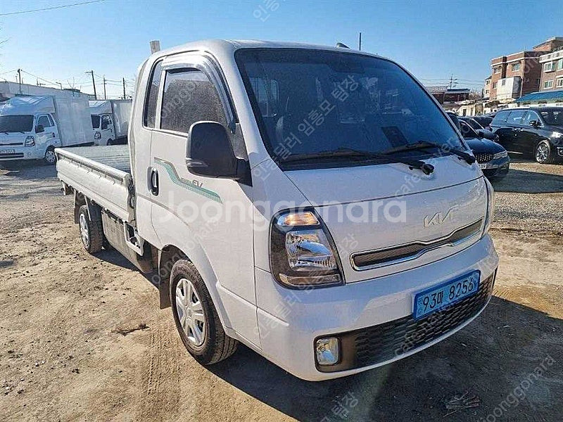 중고트럭매매 봉고3 카고 킹캡 4륜 중고화물차매매 흰색...--4