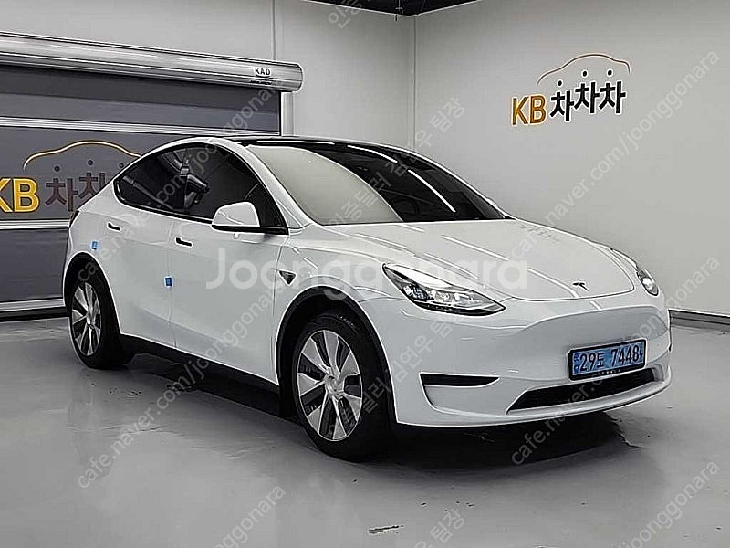 흰색 24년형 테슬라 모델Y 중고 테슬라 중고 RWD ...--9