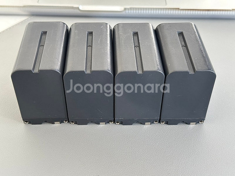 Watson NP-F975 배터리 4개 팝니다. 개당 ...--1
