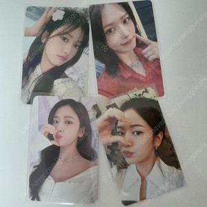 덤드림 당일배송)아이브 유진 정품 포카 4장 일괄
