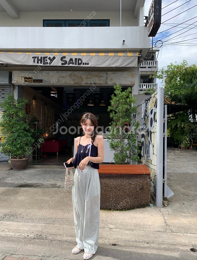 새상품,택포)리에뜨 로빈 슬리브리스 네이비--1