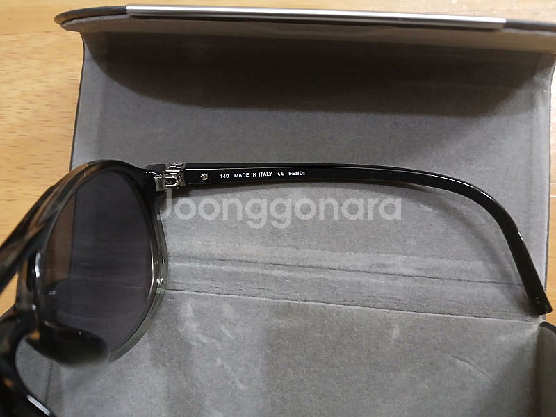 Fendi 선글라스 fs5251k 140--4