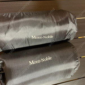 몽트노블 휴대용 메모리폼 차박 캠핑 베개