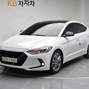아반떼 중고차 아반떼 AD 중고 흰색 2018년식 1.6 GDI 밸류 플러스 중고자동차