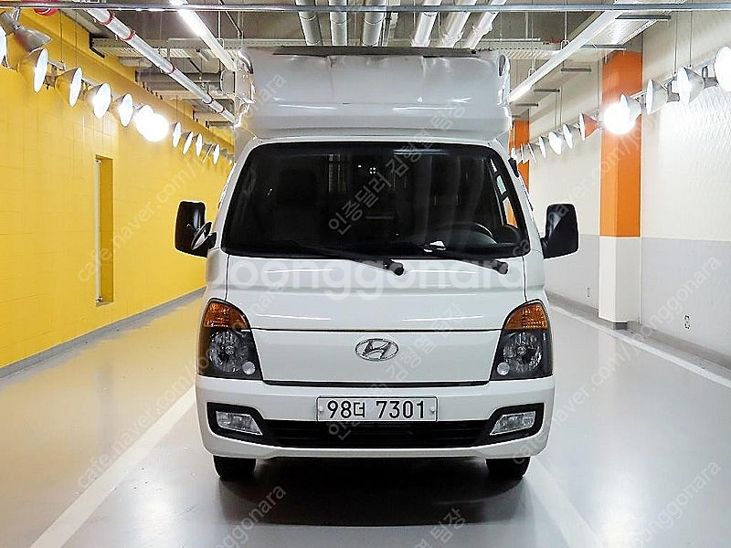 캠핑카 중고 포터2 흰색 2018년식 10,411km ...--0