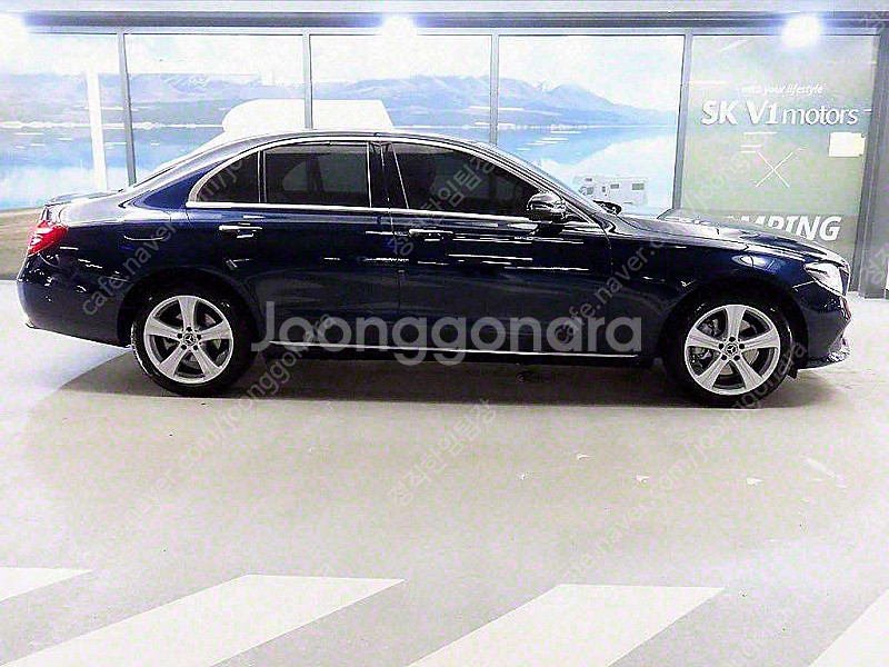 벤츠 E-클래스 W213 E220d 4MATIC 아방가...--2
