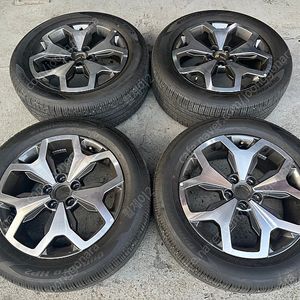 (판매)쌍용 토레스 18인치 무기스 휠타이어 235/55R18 50만 대전