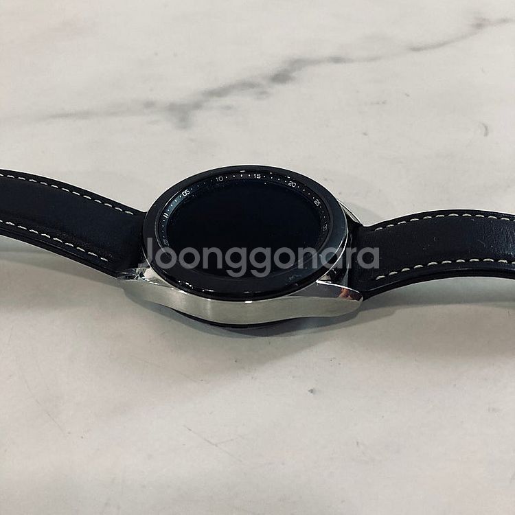 갤럭시 워치3 실버 41MM S급 매우깨끗 3만원 판매...--4