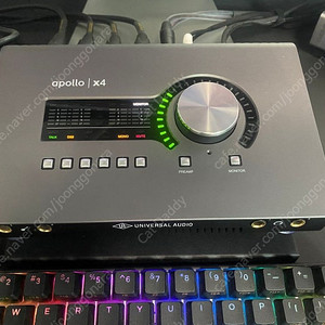 UAD apollo x4 오디오인터페이스 (헤리티지 에디션) 풀박스 썬더볼트
