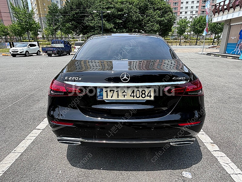 벤츠 E클래스 220d 익스클루시브--2