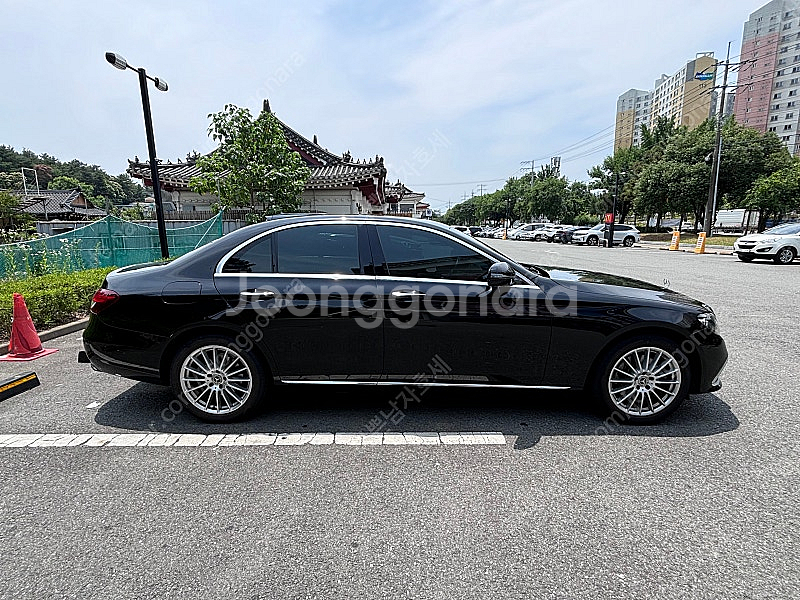 벤츠 E클래스 220d 익스클루시브--3