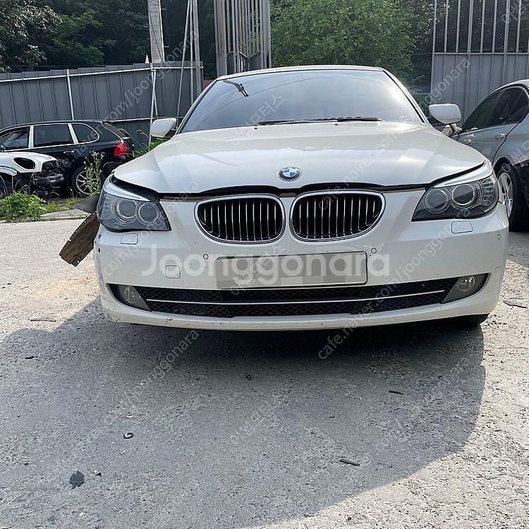 BMW 528i E60 005007 N52B30A 20...--0