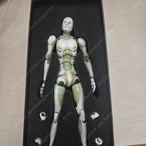 동아중공 합성인간 6인치 30cm