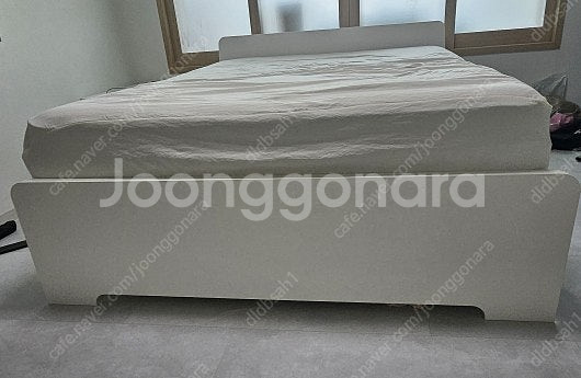 이케아 아스크볼 퀸사이즈 침대--1