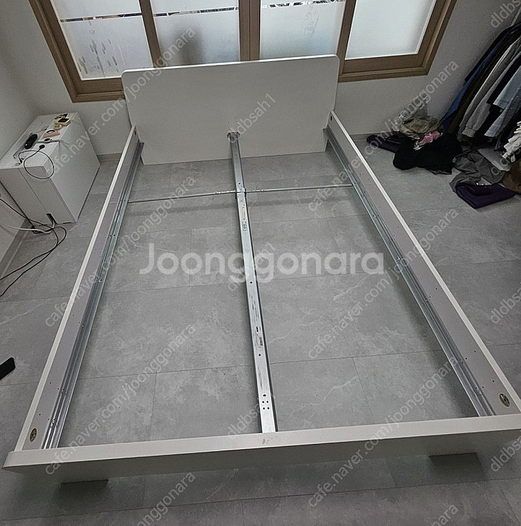 이케아 아스크볼 퀸사이즈 침대--5