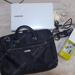 저사양 삼성 사무용노트북(윈도우10, SSD128G, DDR3 8G, DVDRW, 아답터, 새이어폰, 가방) 택포6.5만