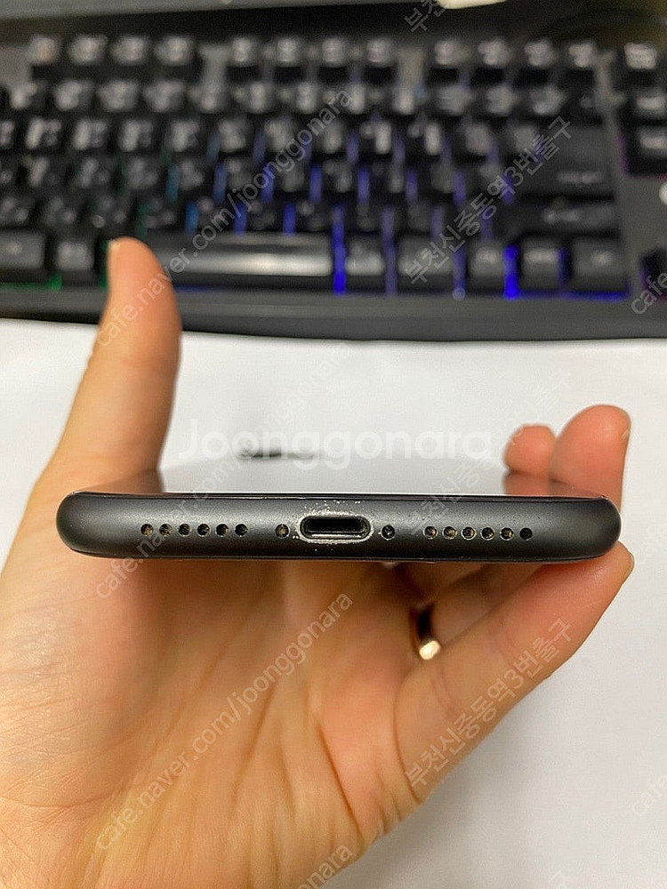 201676 아이폰11 블랙 A급 128GB 무잔상 배...--6