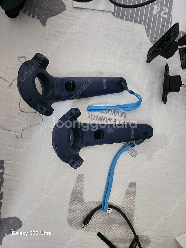 HTC VIVE pro 풀키트 팝니다--3