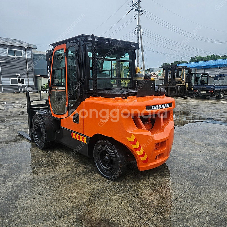 두산D45S-7 3단 중고지게차--2