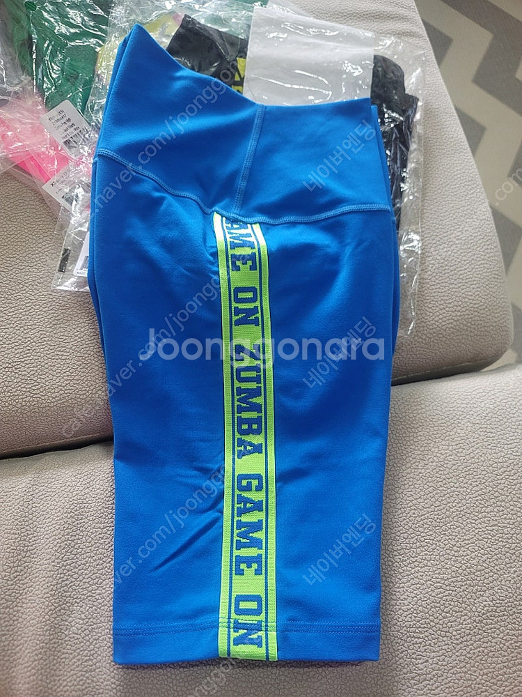 줌바웨어 반바지 35000 (미착용)--3