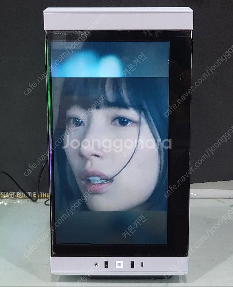 9800X3D / RX 9070 XT로 화이트 세팅 게...--8