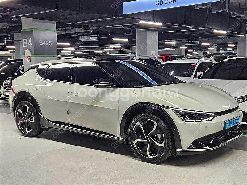 EV6 중고 EV6 중고차 진주색 2023년식 33,795km 롱레인지 AWD 어스 중고차의 모든것--3