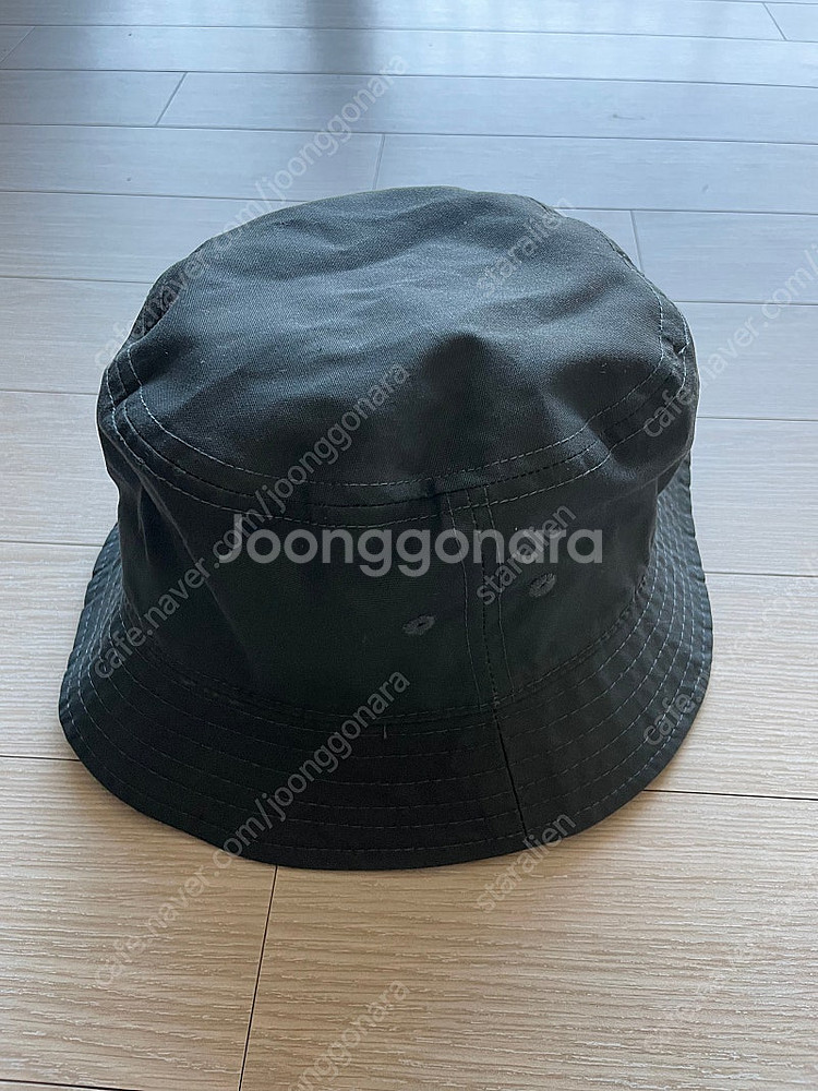 룬닥스 버킷햇 판매합니다.--1