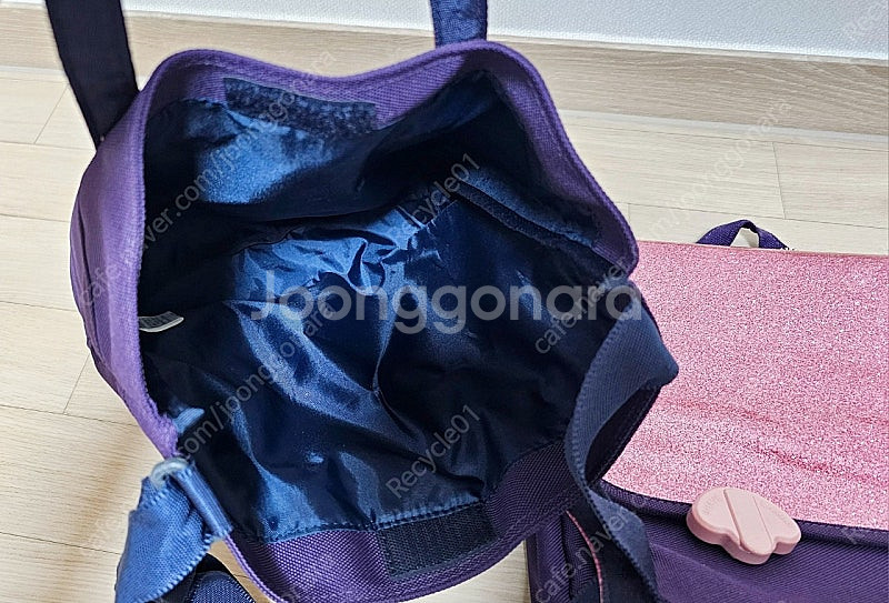 상태 깨끗한 '수아베라망 노바 사첼' 책가방과 실내화--6