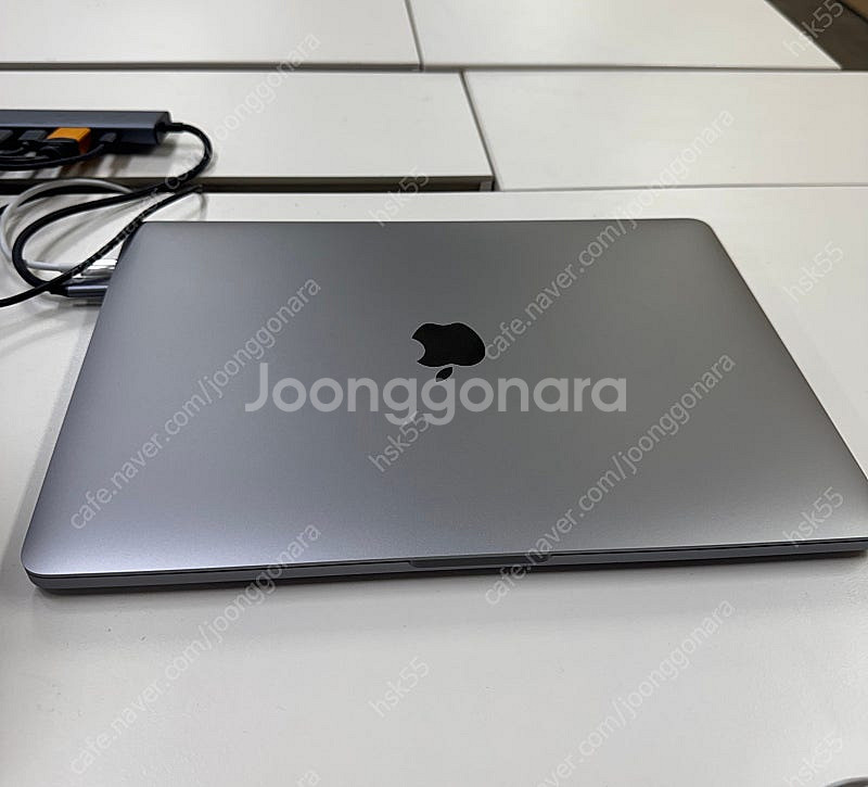 풀박스) 맥북 프로13 m2 24gb 1tb + 트랙패...--1