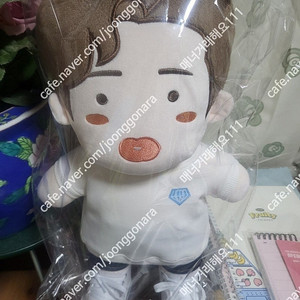 임영웅 공식 대형인형(40cm) 팝니다.