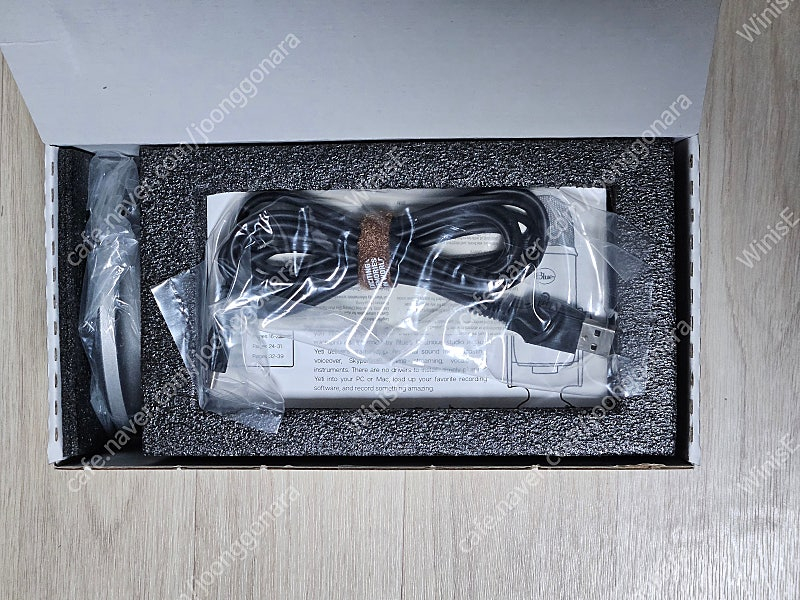 블루예티 마이크 실버+팻보이 리플렉션 팝필터 /20만원 이미지