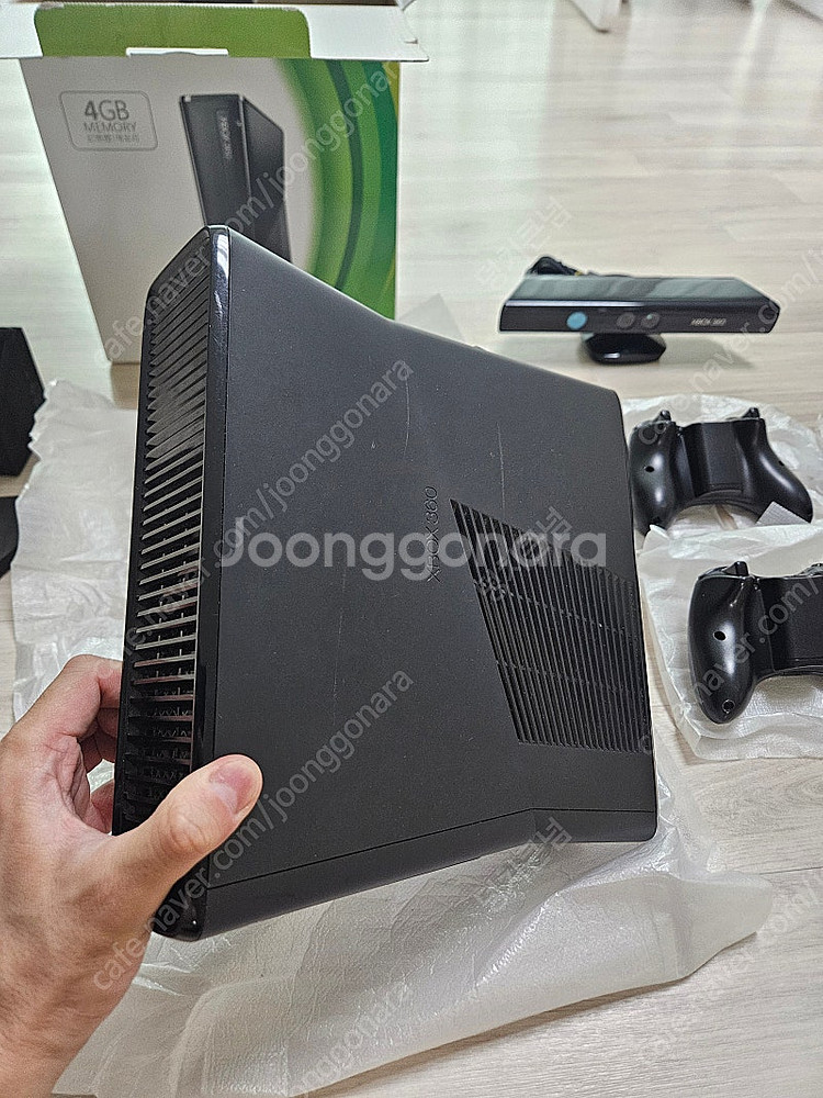 Xbox360(풀박)+추가패드+키넥트+게임5종 일괄--7