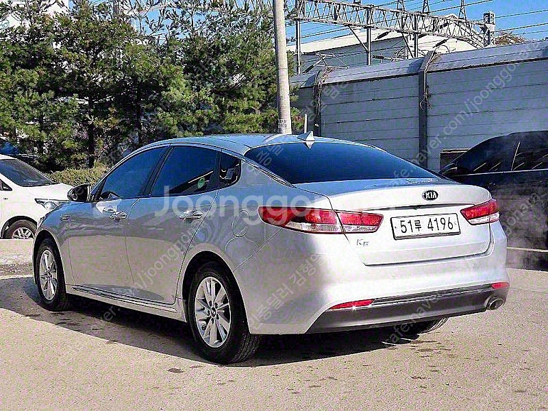 K5 중고차 시세 은색 2017년식 67,168km 2...--4