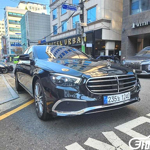 [벤츠]E-클래스 W213 E450 4MATIC 익스클루시브 2023 년 휘발유 중고차 전액할부 중고차리스 중고차수출