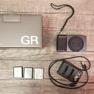 ricoh 리코 gr3x 어반에디션 팝니다.