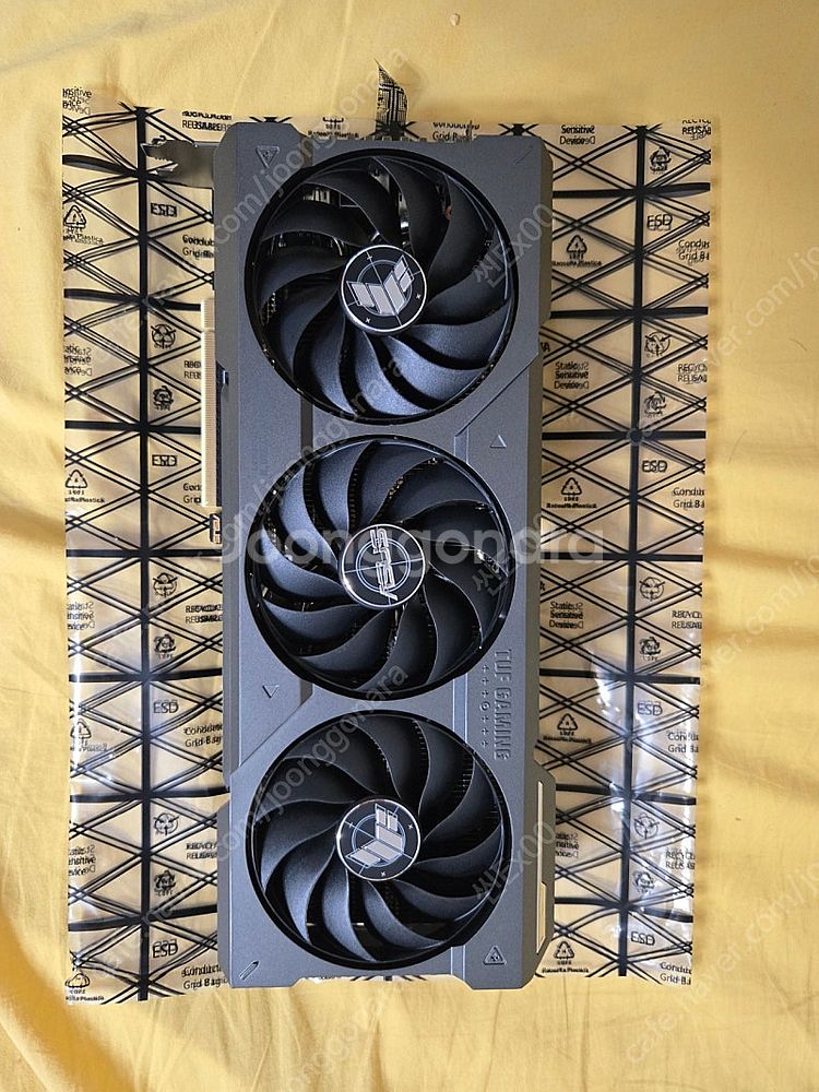 ASUS TUF Gaming지포스 RTX 4070 Ti...--0