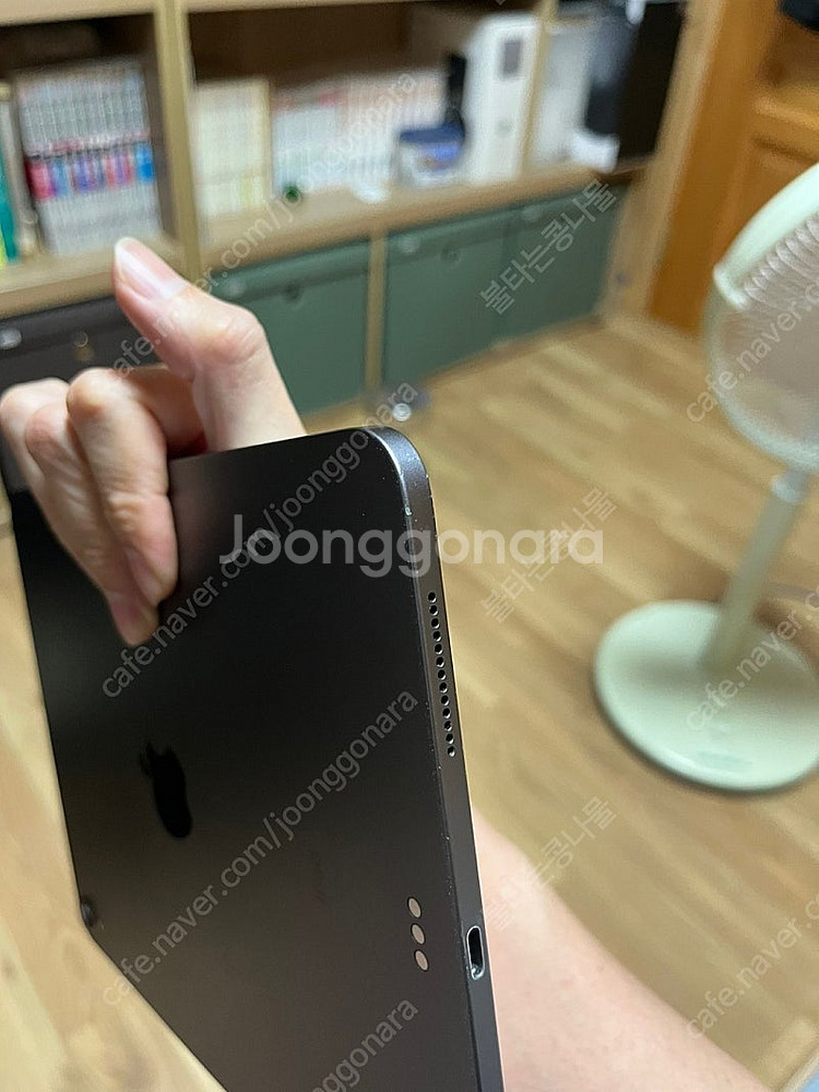 아이패드프로11 256g wifi 팝니다. (1세대)--3